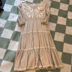Lucky Brand Boho Embroidered Beige Midi Dress
